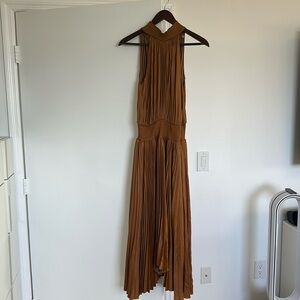 Tahari size S cocktail dress Autumn look